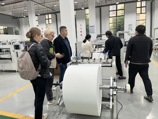 Автоматическая машина для складывания фильтров ножом для воздушных фильтров грузовиков