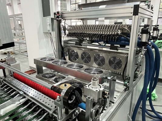 Специально разработана для систем фильтрации крупномасштабного производства. Клеевая машина для улучшения экологического контроля