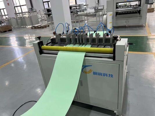 Прочная конструкция для требовательных промышленных условий. Оборудование для производства фильтров. Машина предварительной резки для прецизионной фильтрации воздуха