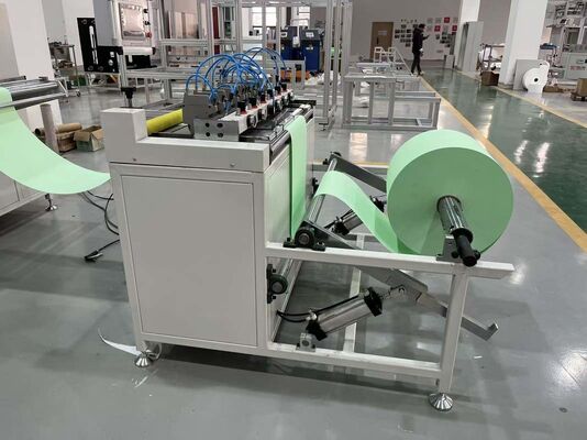 Прочная конструкция для требовательных промышленных условий. Оборудование для производства фильтров. Машина предварительной резки для прецизионной фильтрации воздуха